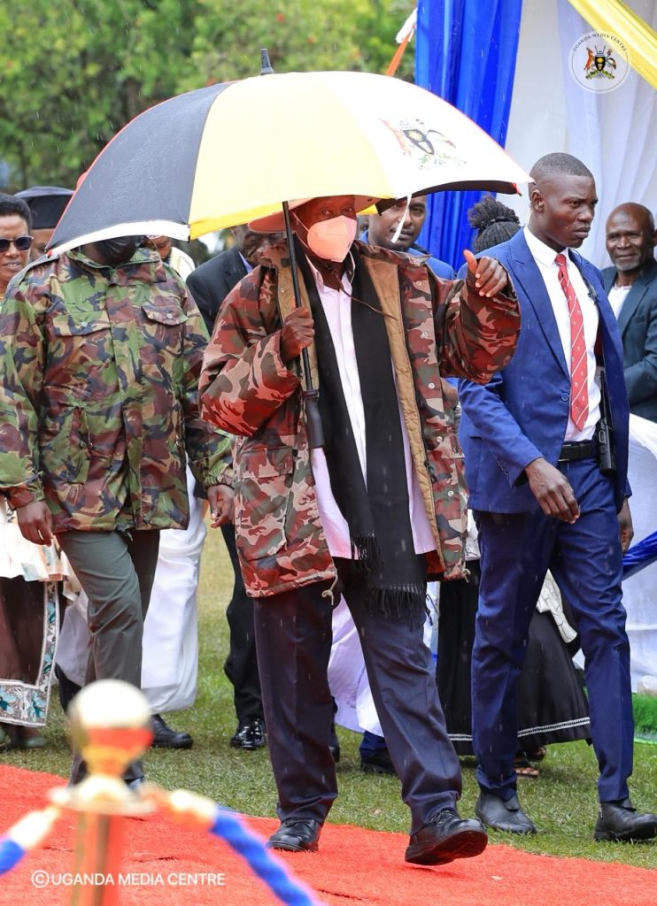 Edward Rukidi Nyabongo Becomes New Omukama